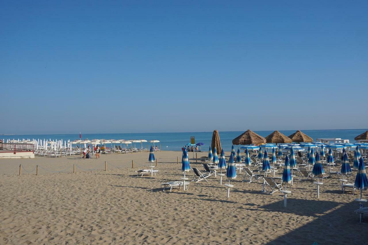 Albachiara Residence Chieuti Buitenkant foto